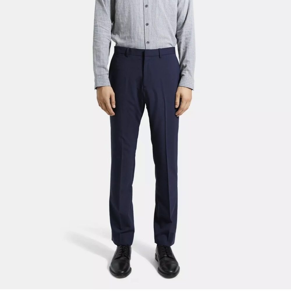 THEORY***Black Uomo Suit Pants**Size 29***$195